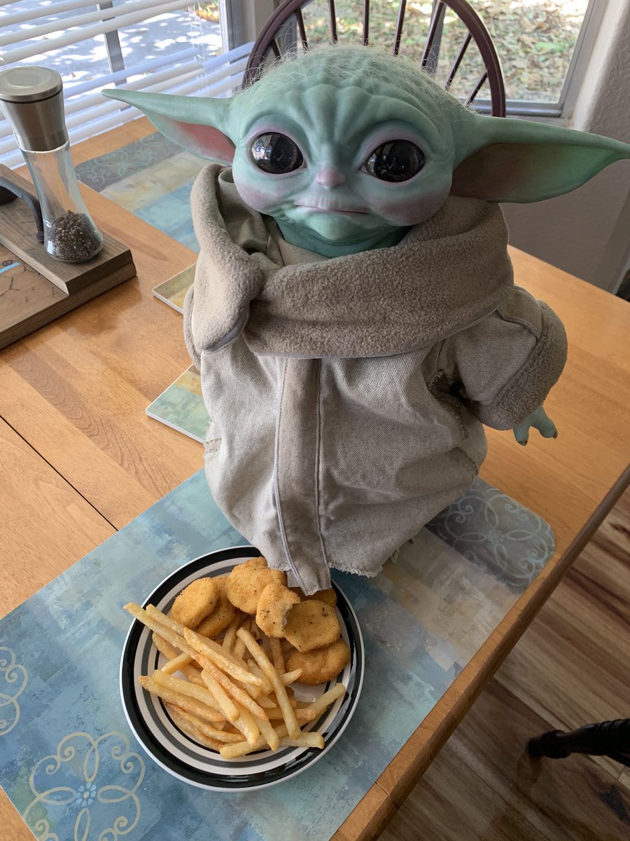 On2Mars_Kayla's tweet photo. The child has eaten chickie nuggies everyday this week.... 
 #TheMandolorian 
#sideshowcollectible
@collectsideshow https://t.co/2l20yOs60r