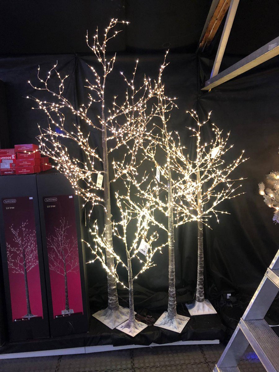FerndaleGardenC's tweet photo. Lit Trees are such an effective way to add light (and Christmas cheer) into your homes or outside in the garden.
Simply plug in and enjoy their magic✨
#Christmas2020 #LEDtrees #littree #decorations #lights #40daystogo https://t.co/sL2ihizVvR