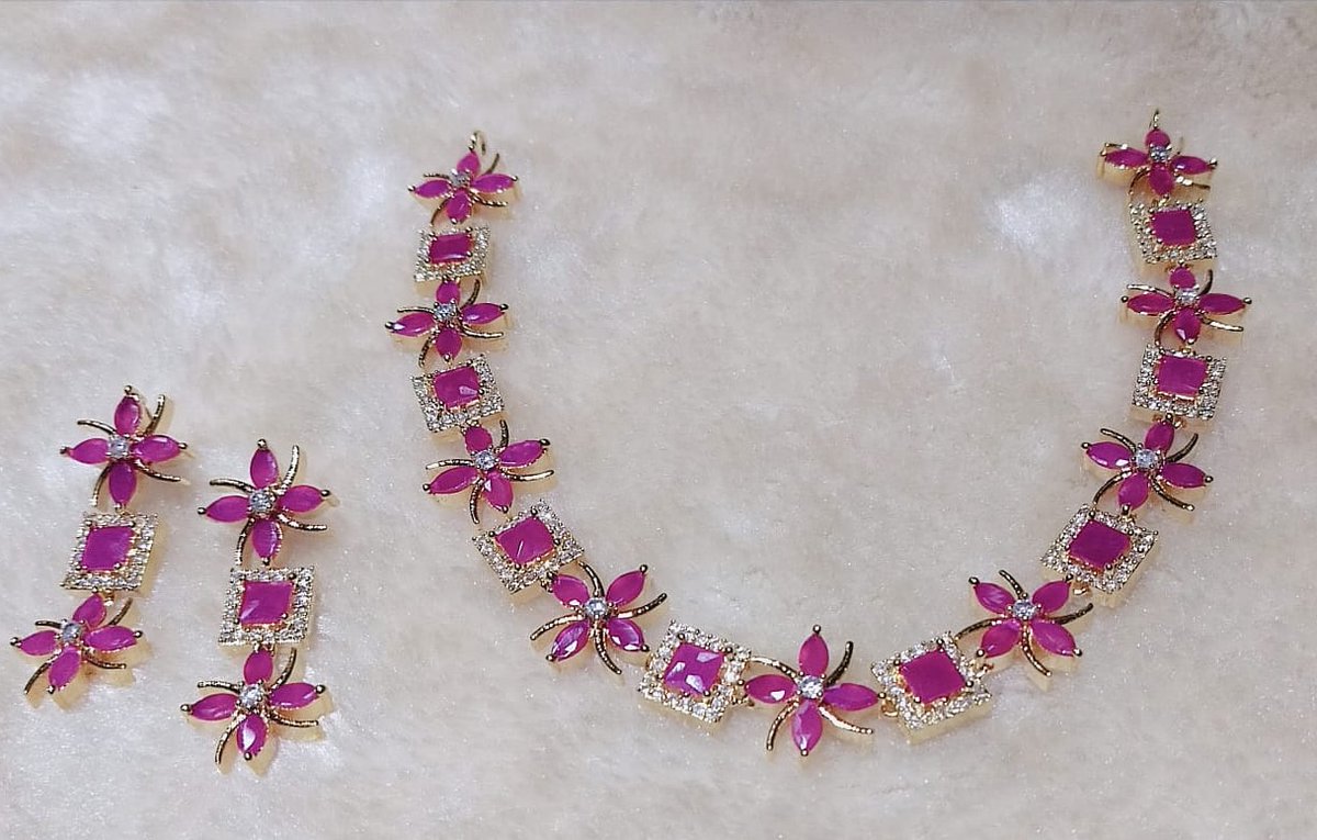 JewelleryDesig5's tweet photo. Beautiful artifical jewellery set - Price 2275
#jewelry #fancy #bridaljewelery  #womenstyle #fancy #trend #gifts #gorgeousjewelery #style
#pakistanfashion 
#artificialjewllery #occasionwear https://t.co/xUji7LTJwi