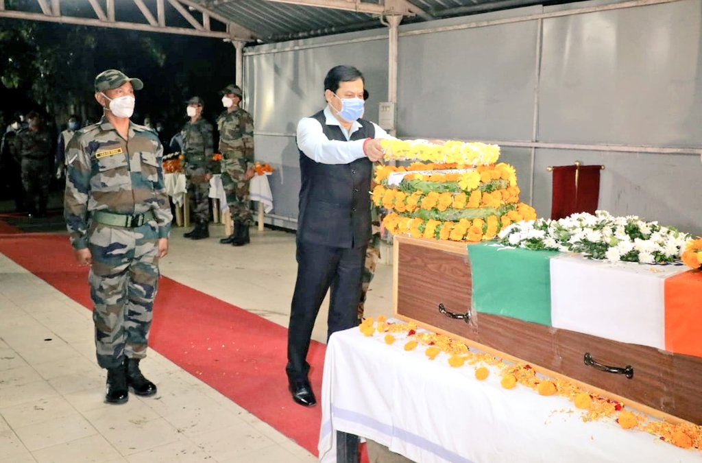sarbanandsonwal's tweet photo. Martyr @adgpi jawan Hardhan Rai showed exemplary valour while protecting our nation along the Indo-Pak border in J&amp;K.

Paid tributes to the brave son of soil in Guwahati. His supreme sacrifice will always inspire us to dedicate ourselves in service of India.
#Salute2Soldiers https://t.co/icwpHQDgvy