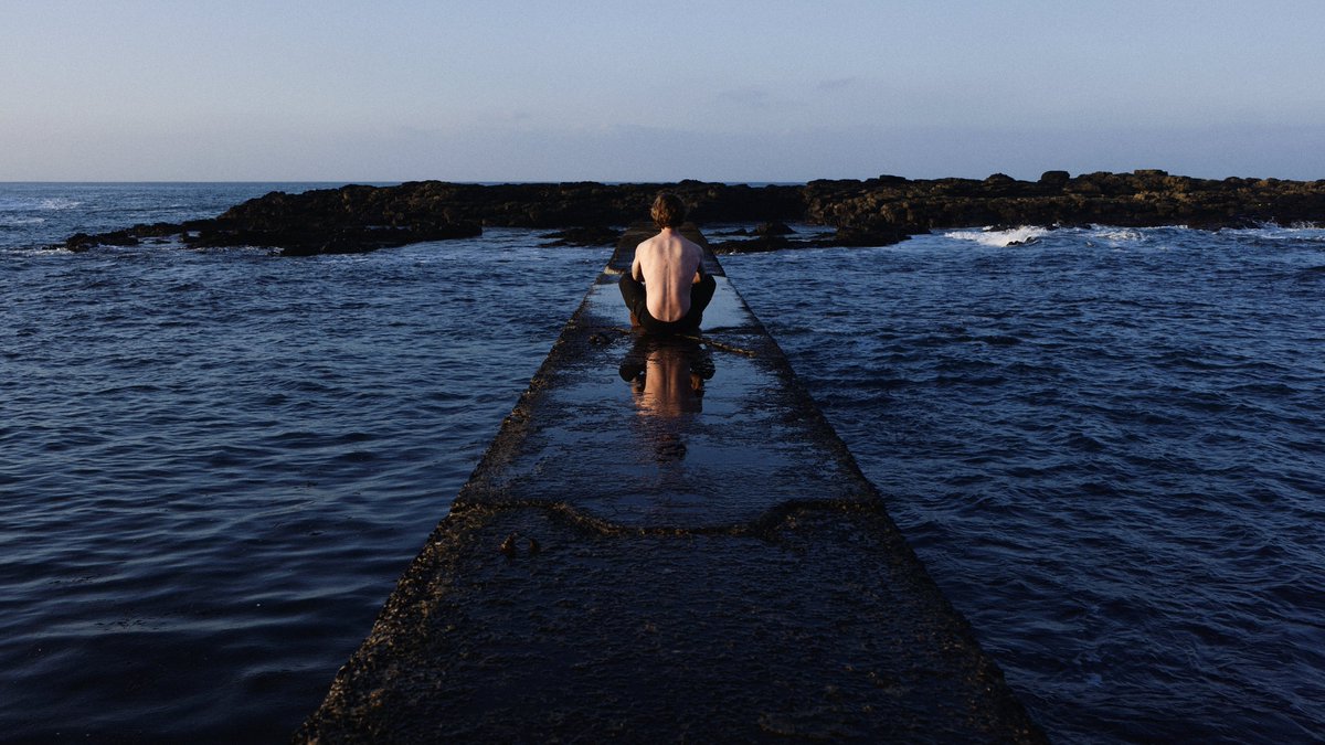 Timtothewild's tweet image. New Film - Coastline Self Portrait.
youtube.com/watch?v=QZ_3mX…