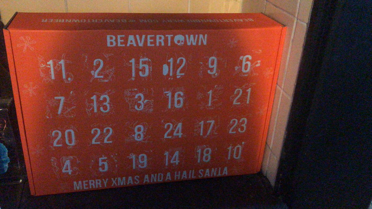 srlb46's tweet photo. @BeavertownBeer all set for Christmas Advent.. just wondering why the T is upside down though?! https://t.co/rtq6xG1pTo