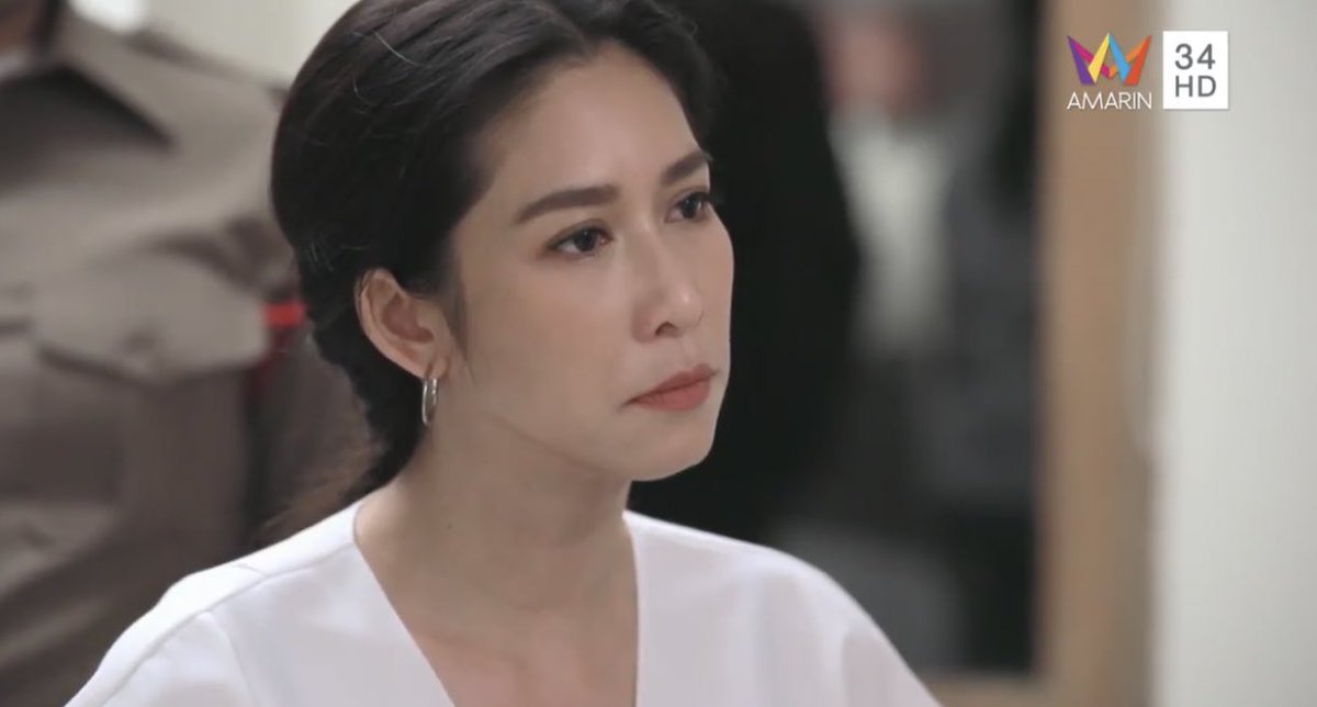 laksupalak's tweet photo. คนดีอะไรกินไส้กรอกหมา ... 😂😂 #บังเกิดเกล้า https://t.co/vNL5FooPwr