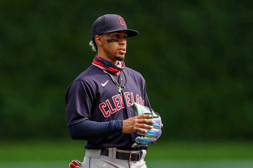 DM__MIA's tweet photo. Listen: if the Miami Marlins want Francisco Lindor the Miami Marlins are going to get Francisco Lindor.
I don’t know how many times I can tweet that out. If they want him, you’ll see Lindor in a Marlins uniform on Opening Day.
Not many teams can compete with Miami’s assets. https://t.co/noDmeDvTT6