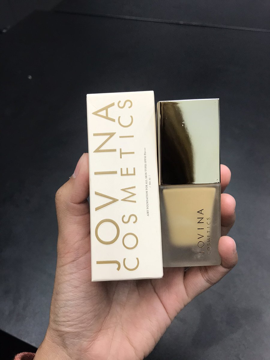 Pank_Ging's tweet photo. ส่งต่อรองพื้น Jovina cosmetics ลองใช้ไป2ครั้ง สีสว่างกว่าหน้าไปนิดนึงค่า ขนาด 15ml เบอร์02 

ส่งต่อราคา 400 บาทงับ
#ส่งต่อคสอ #ส่งต่อ #ส่งต่อคสอมือสอง #รองพื้นแก้มกี้ #รองพื้นjovina #ส่งต่อสกินแคร์มือสอง https://t.co/uFqBPQk3XY