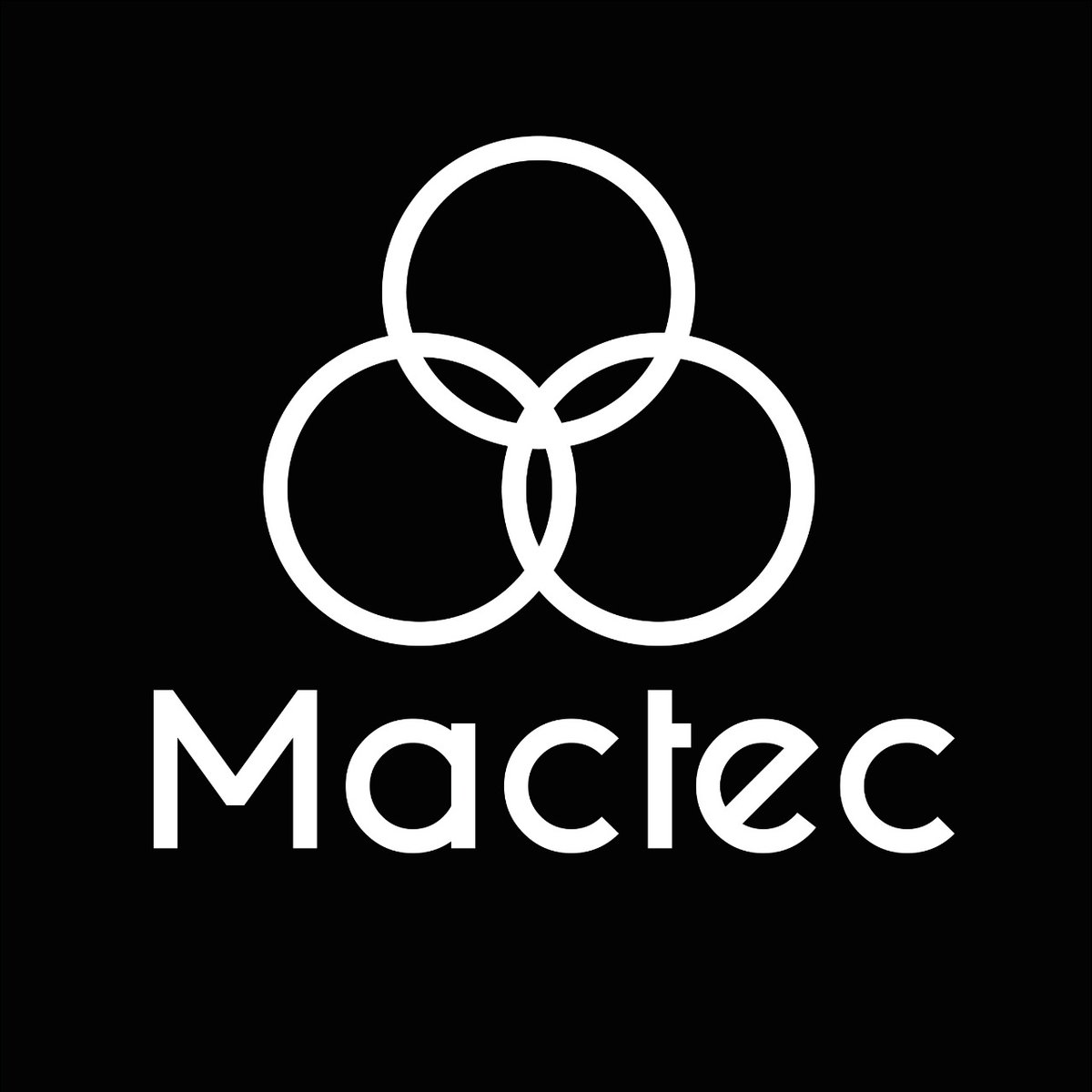 mactecperu's tweet photo. Estamos muy apenados y dolidos por la terrible situación del país y que ha cobrado la pérdida de dos jóvenes compatriotas en su lucha por un gobierno democrático. Nos solidarizamos con sus familias y con todos los jóvenes que se han visto afectados. https://t.co/Etab0mNunp