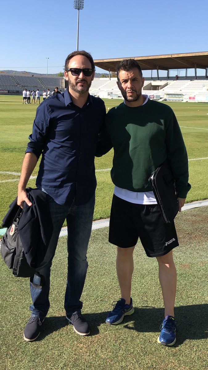 Hermano !!! muchos años juntos.     La primera de muchas espero, para ti, por todo lo vivido , se te echa de menos .
