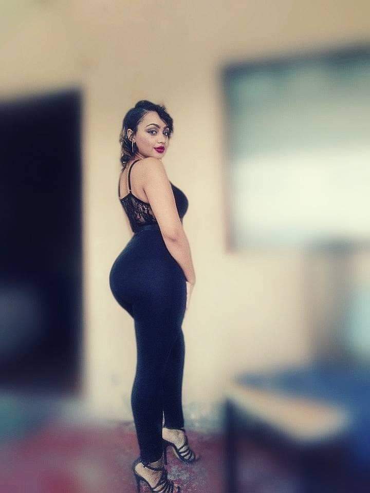 LisaPrins15's tweet photo. @luv_darlene @aziza_toeffie Booty https://t.co/QqzejRni4n