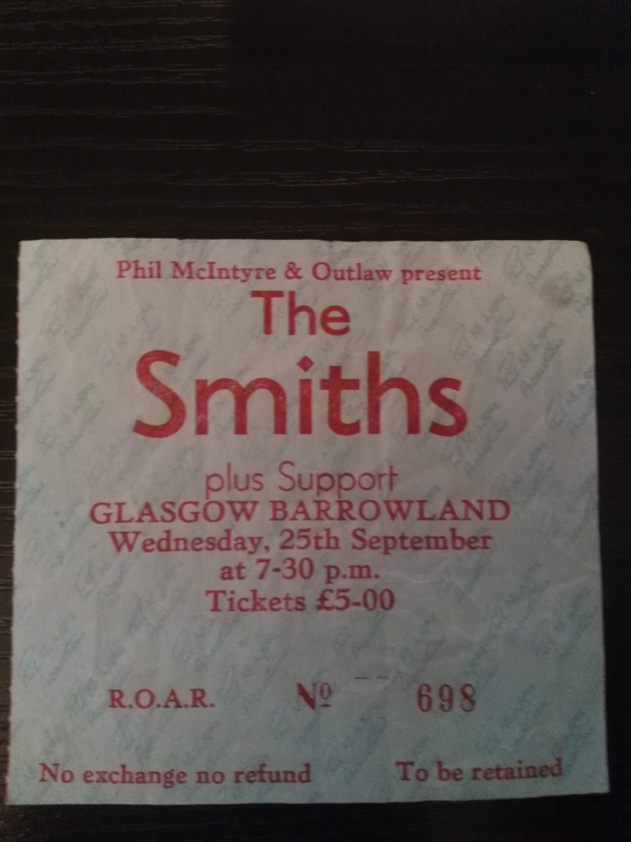 HoustonBud's tweet photo. 2 years ago tonight at a sold out @TheBarrowlands with @jasonbright16 and @greenbank94 for the magnificent @Johnny_Marr. A ridiculous 33 years since I'd last seen him play, at the same venue, with The Smiths. Need to have a word with myself. #johnnymarr #callthecomet https://t.co/TOgCI6tVBf