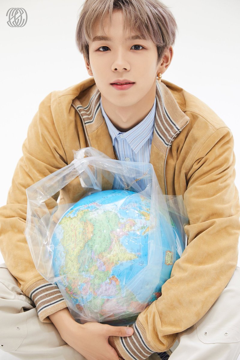 Gerçek bir bebeksin popona vura vura sevmek istiyorum seni