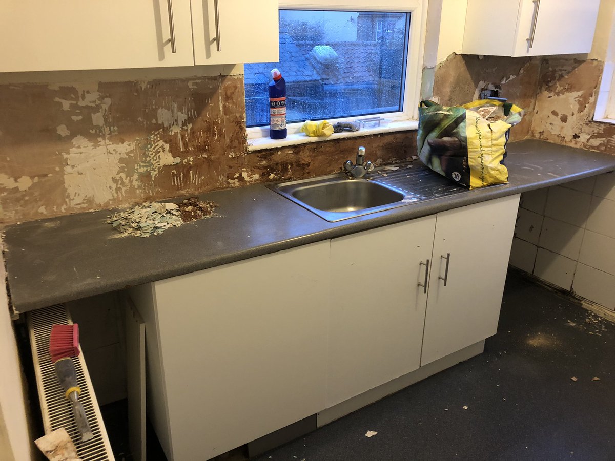 CallumWestphal's tweet photo. Today’s project went well, re plumbed kitchen sink and fitted new sink @TonySandonCCN @plumberparts #plumbproud https://t.co/kn8qIKq4Ne