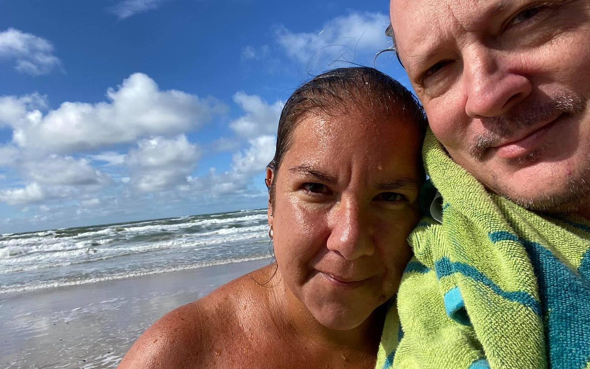 PhotographsByCL's tweet photo. It's our 100 day Simmaversary! We've had 3m high waves over us, been in rain, wind storms, seen rainbows, had people look at us in admiration and others like we're bonkers... and with sea temps 20c down to 10c, we've loved every minute! #winterbathing #naturelovers #beachlife https://t.co/pLaY6LjwJc