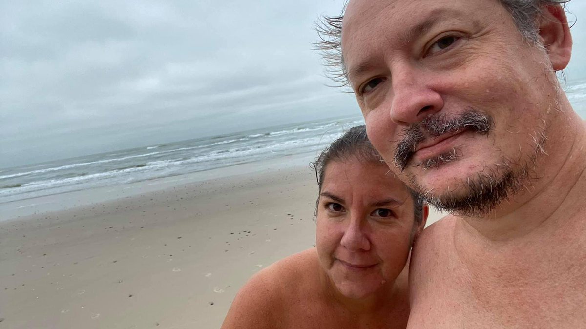 PhotographsByCL's tweet photo. It's our 100 day Simmaversary! We've had 3m high waves over us, been in rain, wind storms, seen rainbows, had people look at us in admiration and others like we're bonkers... and with sea temps 20c down to 10c, we've loved every minute! #winterbathing #naturelovers #beachlife https://t.co/pLaY6LjwJc