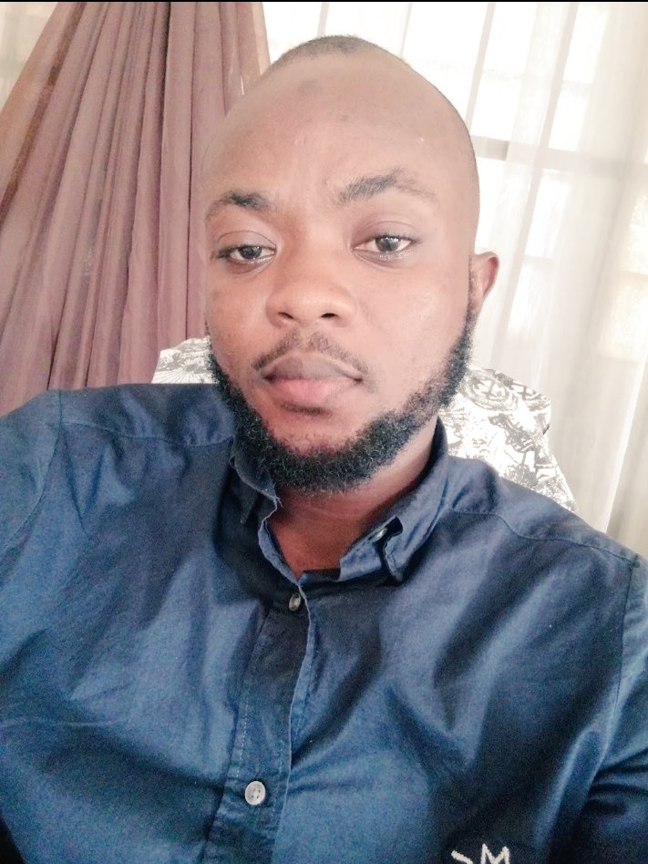 Ademola_Host's tweet photo. Hello Loml, where you dey? , #LetsTalkSunday https://t.co/L9NNlQfUPO
