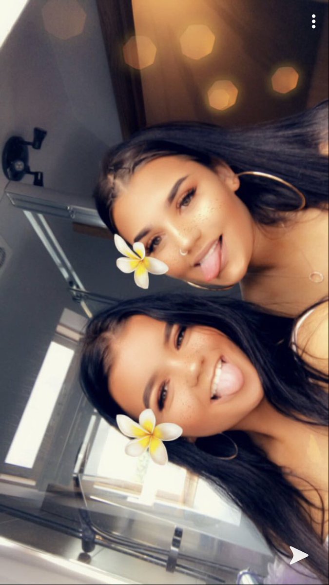 tiaxrob's tweet photo. Happy 17th birthday gorgeous 💖💖💖 hope u have the best day ever love u so much !!🥰🥰🥰 be safe on the roads🤣 miss u so much defos need some updated photos💖💖 @sophiexscottt https://t.co/BDEzGW1Ebz