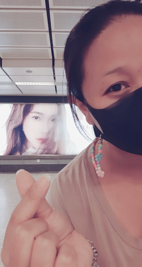 NutNaklaphat's tweet photo. ขอเรียกว่าโมเม้นท์รูปคู่ ยืนดูฟินๆ ยืนมองเพลินๆ และนี่ก็คือ1ในความสุขง่ายๆในแบบของเรา 💛💛💛 #Leenam #LNproject #Leenamproject #HappyLeenamDay https://t.co/a4aZ6mFugM