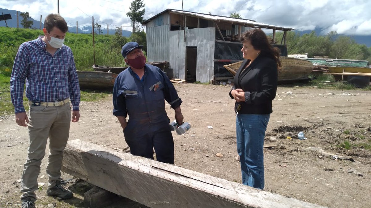Felipekleingob's tweet photo. Con @PazFoitzich en puerto Aysén visitando amigos y vecinos #Gracias por su respaldo y apoyo #KleinGobernadorAysen https://t.co/4KJXb9XaBf