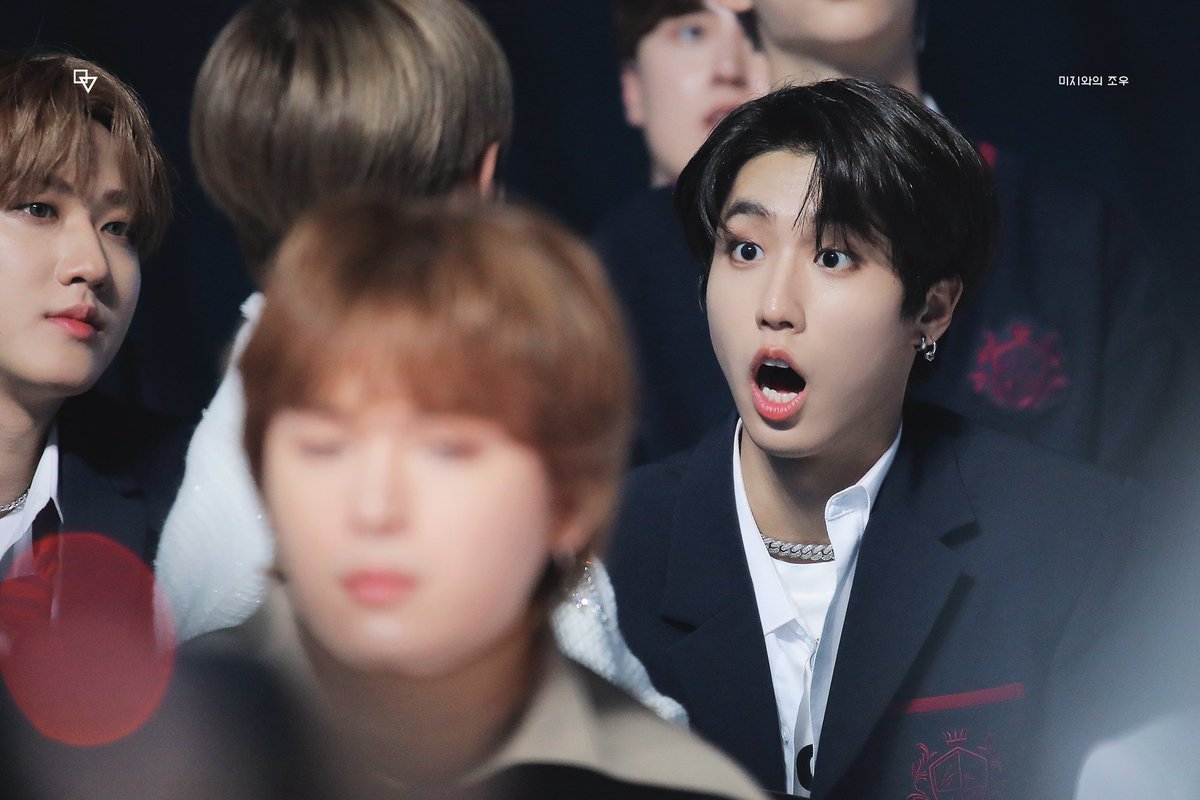 a thread of all the things 191116 jisung went viral for bc it's been a year and he was insane that night