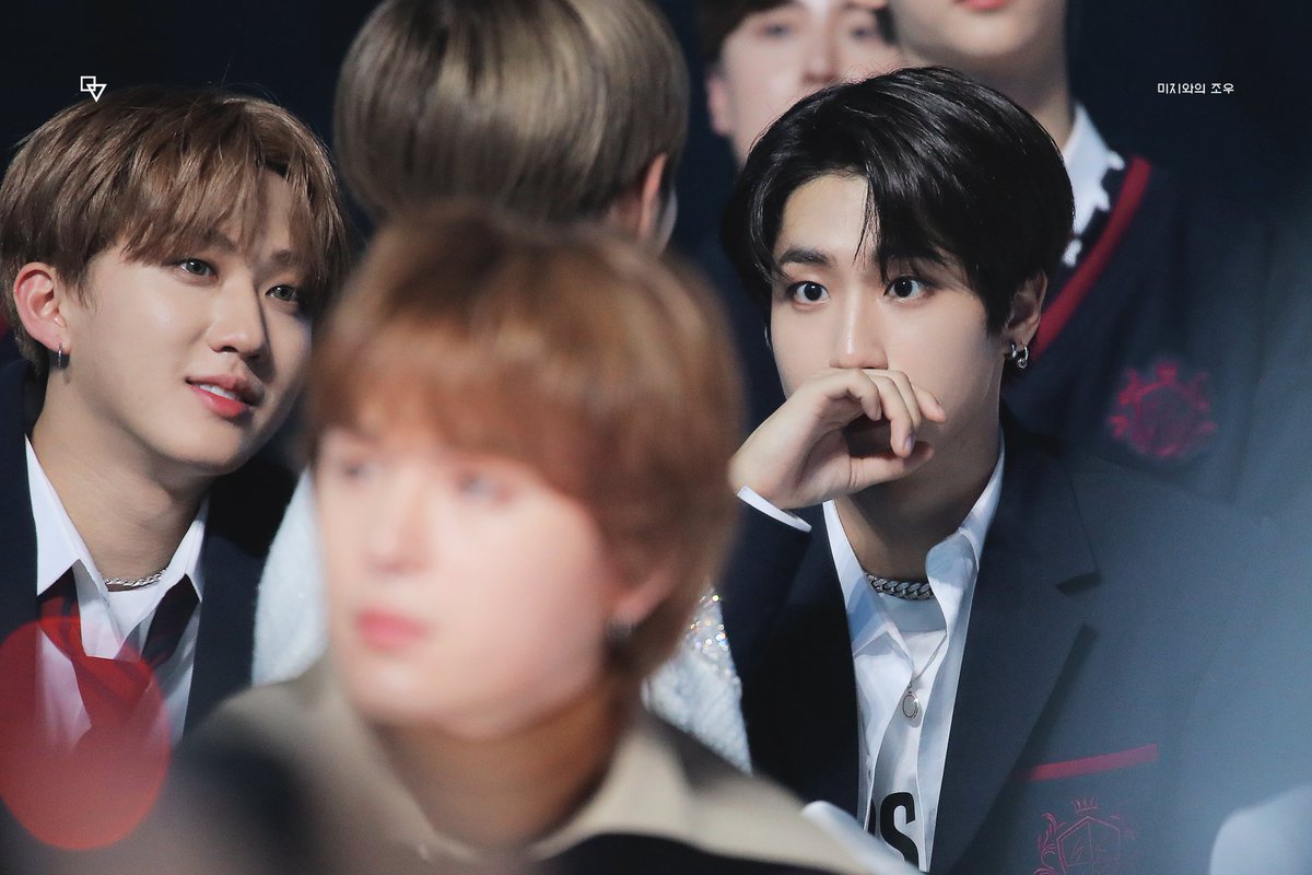 a thread of all the things 191116 jisung went viral for bc it's been a year and he was insane that night