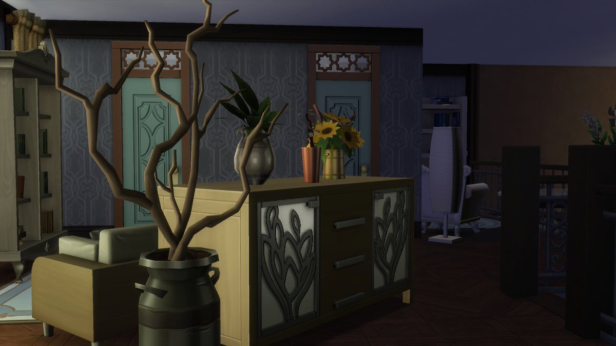 D'autres espaces ont été aménagés, incluant une seconde chambre pour enfant.Les deux grandes se doutent évidemment de l'arrivée imminente d'autres enfants, les deux bambines n'en ont rien à foutre.