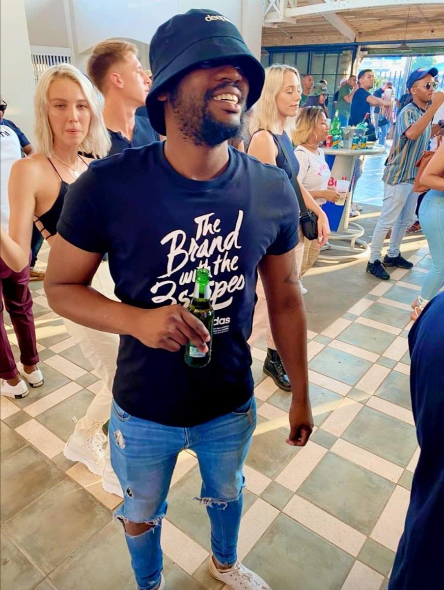 PilaneF's tweet photo. DeepTown Jozi, Always a great a experience, Good Vibes only #GoDeepOrGohome @DeepTownJozi @Katlakat @sculpturedmusik the entire team #AdyFleming๐๐๐๐๐you guys are legendary.. Can't wait for 14 Dec.. https://t.co/2qGzxjfeqv