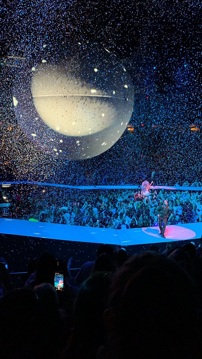 happiermagic's tweet photo. one year since #swtcharlottesville🥺 my favorite night ever and helped me through one of the toughest years in my life. I also met so many moots from the show that i’m so happy I met through twitter🤍🤍 https://t.co/GDhwfF5clz