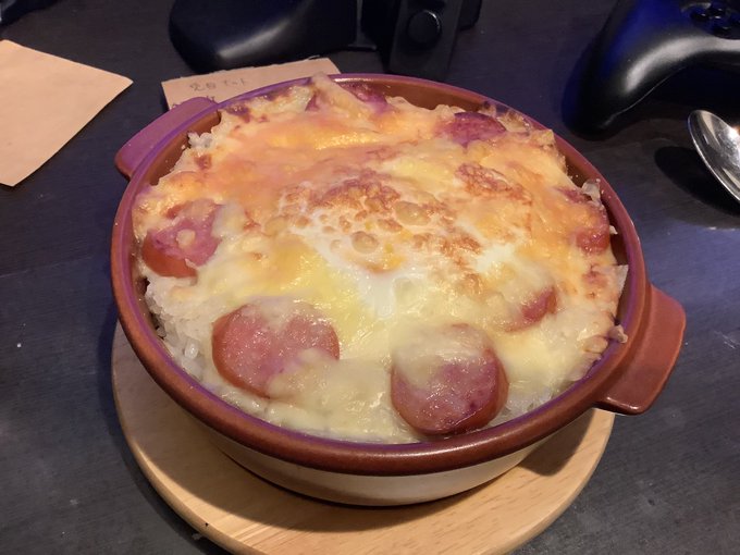 牛乳が余ってたのでドリア作りました 