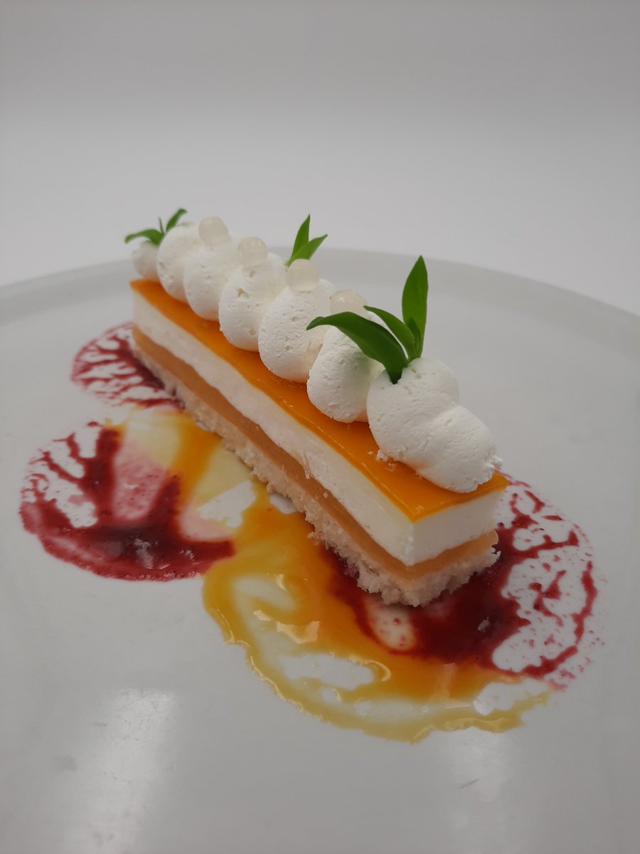 hostellerie11's tweet photo. Venez découvrir le Menu du Moment pour cette semaine #47 concocté par le Chef de l'Hostellerie des #Corbieres 
@hostellerie11  #Lagrasse  #restaurant #automne 
@amarserou https://t.co/KPDOzLfqG9