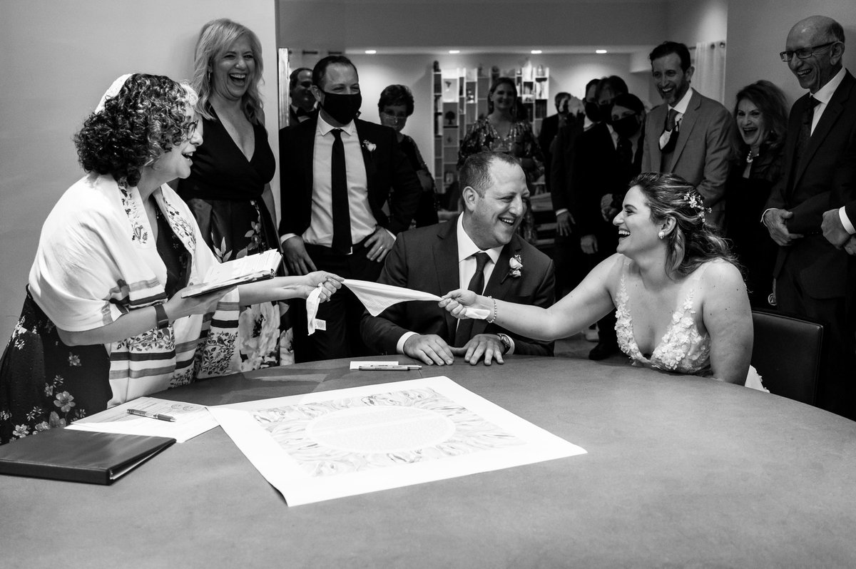 gidplot's tweet photo. How is it possible that our wedding was already three weeks ago? It feels like a dream. ( @ChelseaBee ) https://t.co/paN8d38KoG