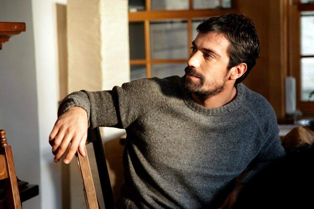He can be satisfied with it, which is already a lot (which many "actors" do not do). But he goes further; he seeks something else in his interpretation: to play with his own fear. His job is then never to anticipate the moment to come, + #İbrahimÇelikkol