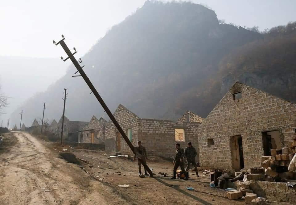 cingiz7777's tweet photo. Armenia asked Azerbaijan for 10 more days for leaving occupied territories. But it seems they have "important missions" in these prolonged days. They are destroying even all electricity, water lines after burning homes and forests. 
#Kalbajar
#EcoTerrorism
#ArmenianVandalism https://t.co/946jR77gez