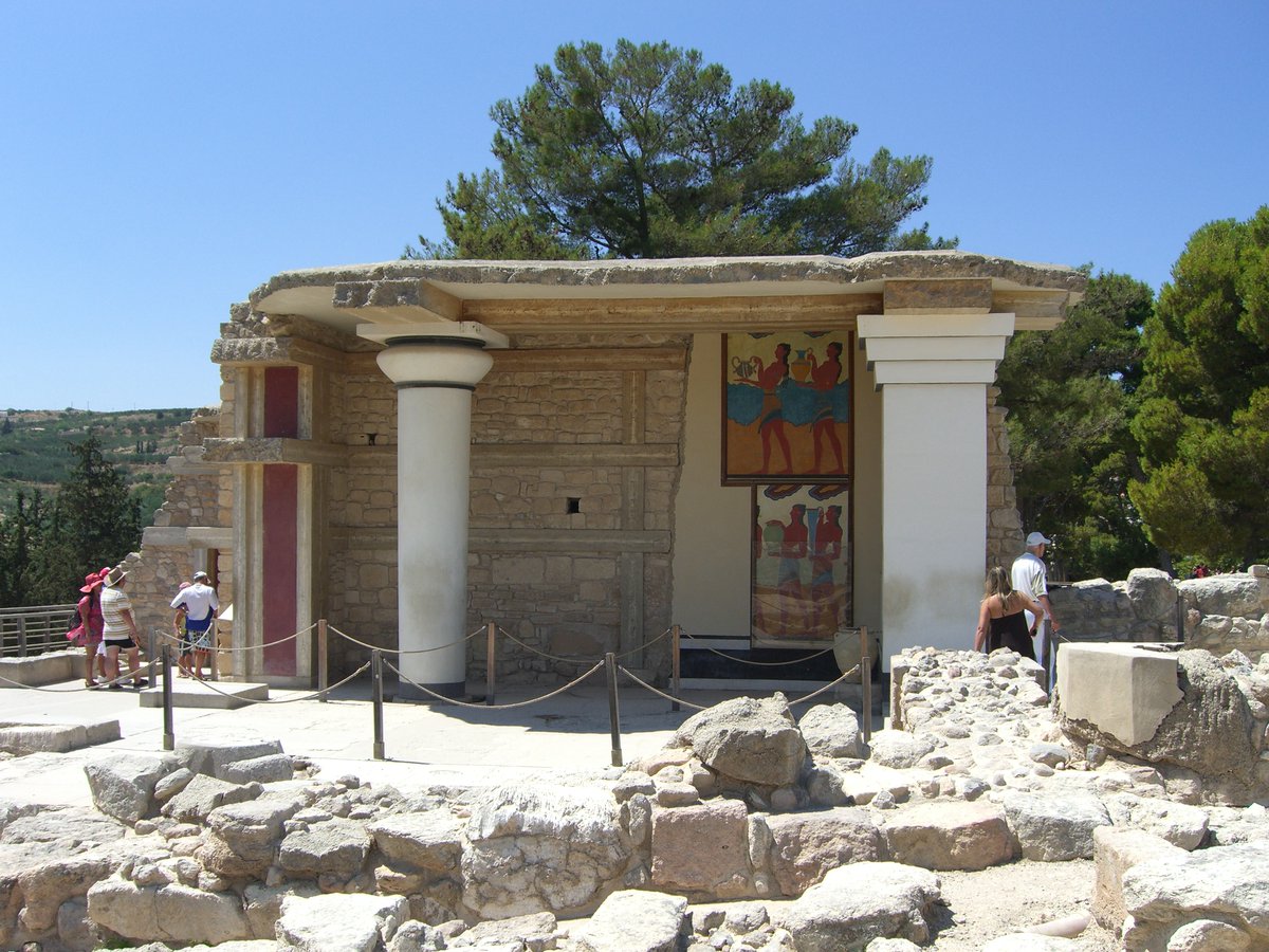 Great talk on "The Deep State in the Ancient World" by Louise Hitchcock at  #asor2020 yesterday. First, reinterpreting Minoan "palaces" as "temples" & proposing Crete had a Sumer-style temple-based economy until the Late Palatial Period (1/x)