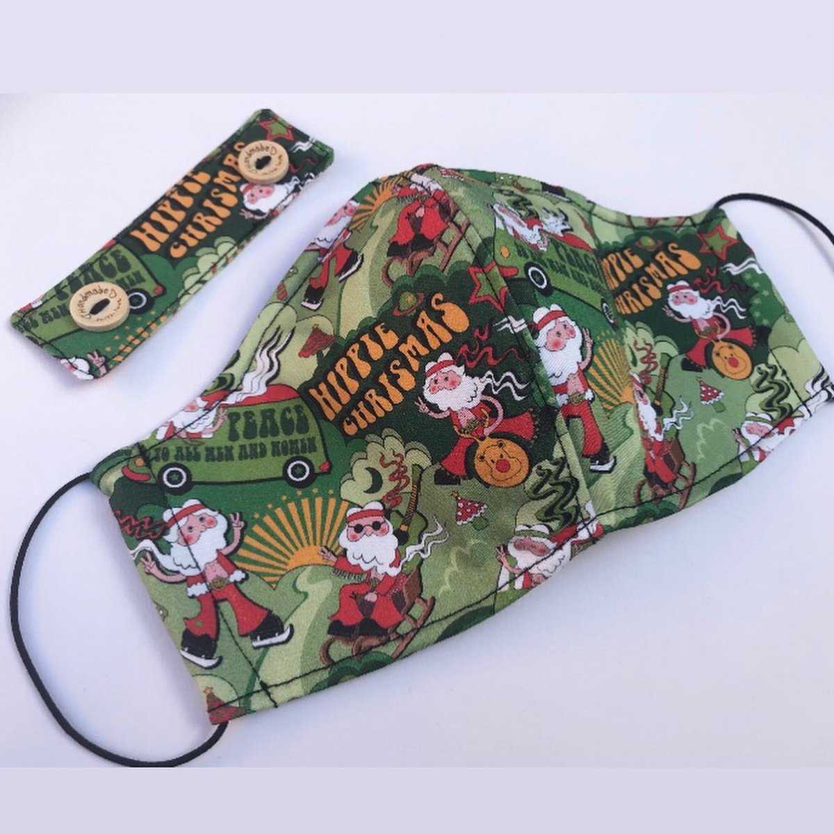 StanandGwyn's tweet photo. H I P P I E C H R I S T M A S face masks are here! Stan&Gwyn spreading the Christmas cheer ✌️ https://t.co/etN7fe5vBV
.
.
#christmasfacemask #SBS #CraftBizParty #hippiechristmas #sledging #guitarist #spacehopper #retrosanta #retrochristmas #vintagesanta #vintagechristmas #etsy https://t.co/KJue9e4Sps