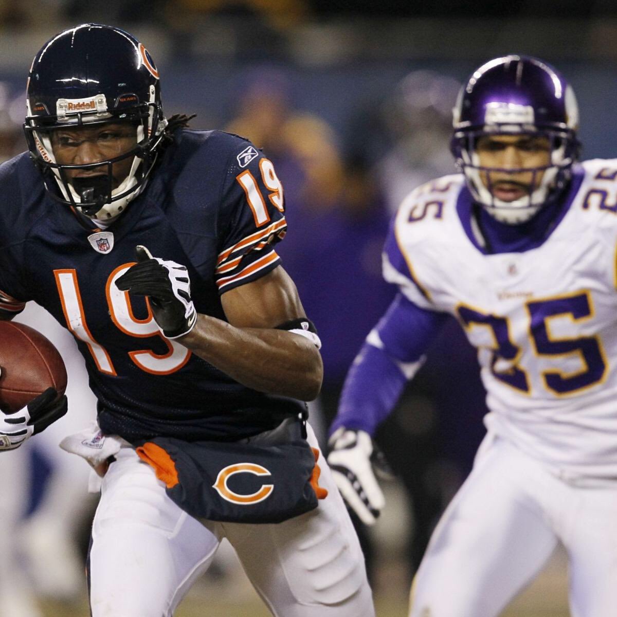 Bears-Vikings overlap: @therealdev19