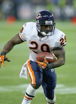 Bears-Vikings overlap: @chestaylor29