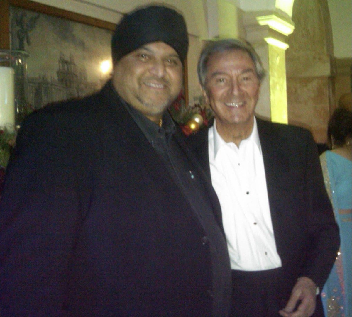 The_Tony_Patti's tweet photo. So saddened R.I.P Des O Connor. #DesOConnor #Desoconner #DesOConnorRIP Such a great guy and a real sad loss to family and friends ❤️❤️🙏🙏 https://t.co/7TGtqaYDEA