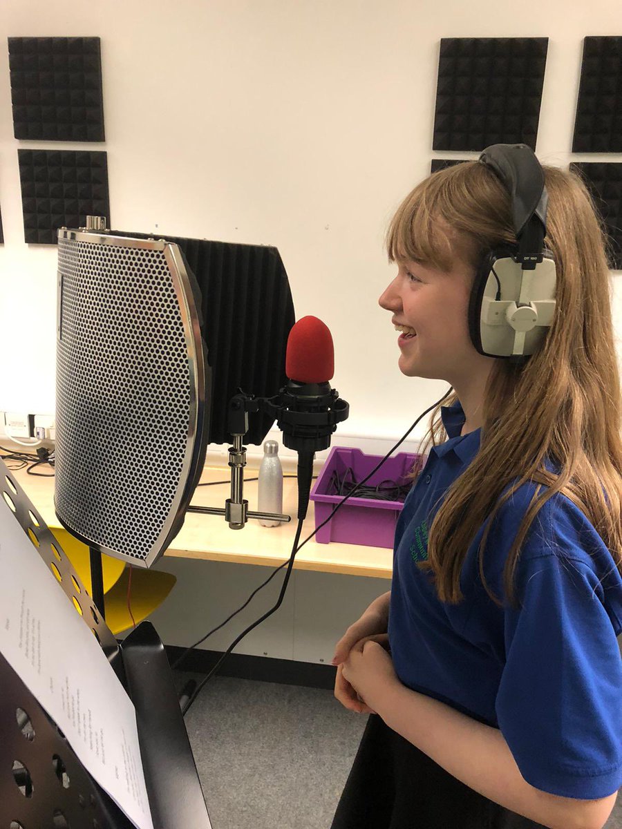 Abbeywoodarts's tweet photo. Y11 GCSE Music students this week working on performance and Composition coursework. Well done you all worked really hard 👍🏻❤️ https://t.co/8b2jwZkwGt