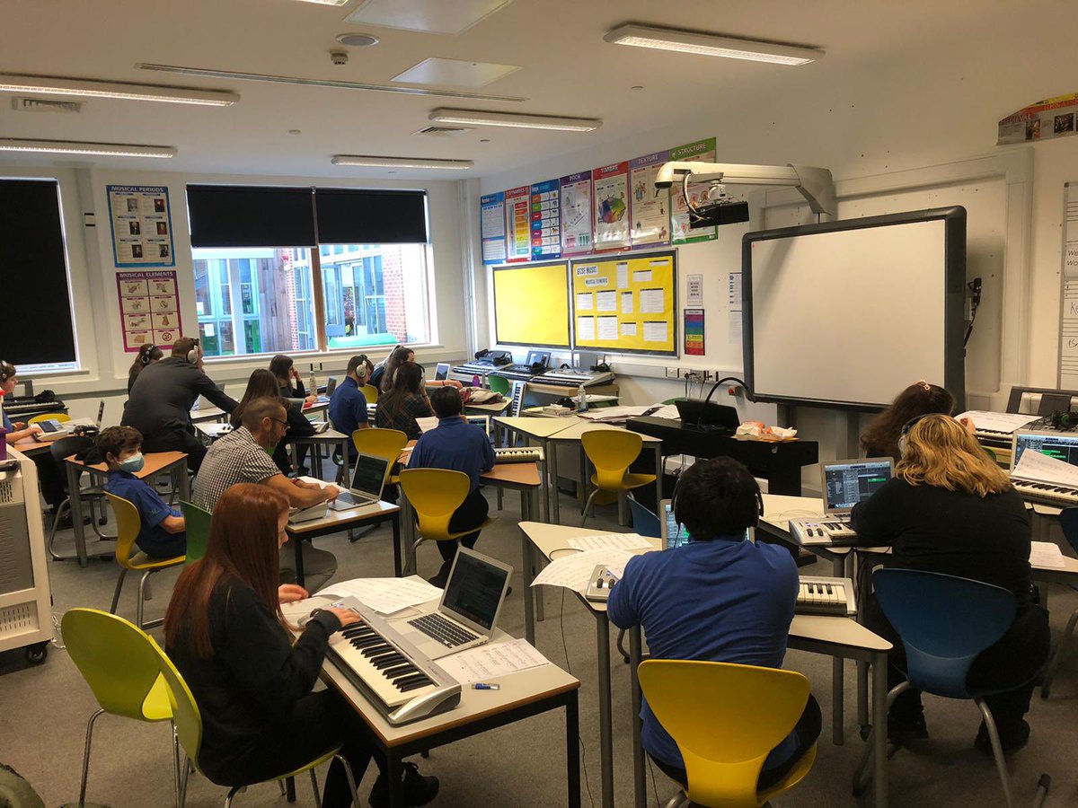 Y11 GCSE Music students this week working on performance and Composition coursework. Well done you all worked really hard 👍🏻❤️