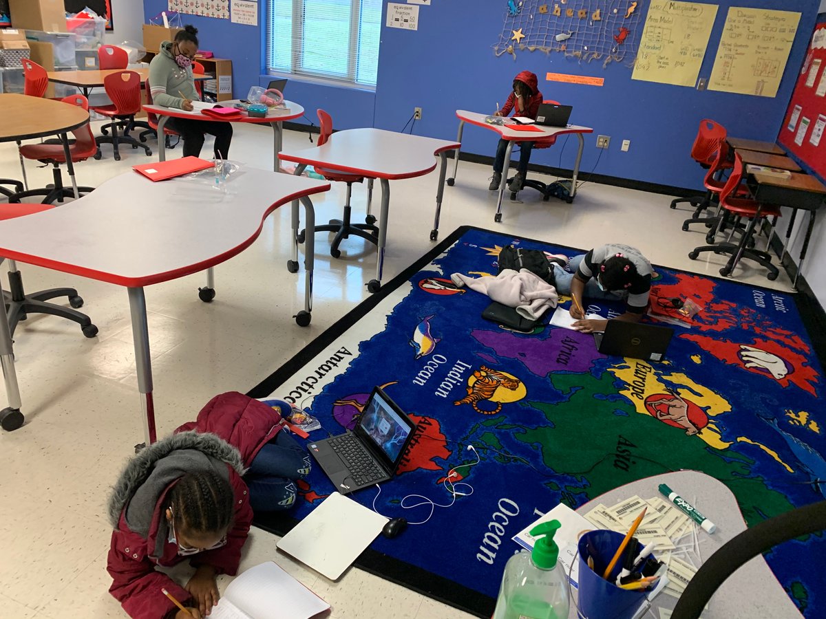 AFrazier100's tweet photo. I absolutely love Deck Toys for the blended learning approach. My students enjoy being able to control the pace in which they learn while also having the opportunity to interact with their classmates. The divergent paths really allow me to personalize learning. https://t.co/EtDJ7inId8