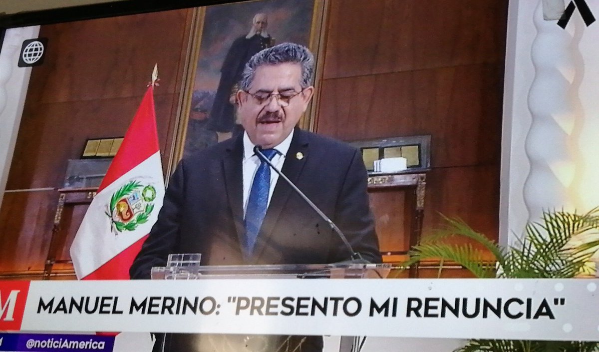 ifyoupjy's tweet photo. AHÍ ESTÁ, PARA TODOS LOS QUE DECÍAN QUE LAS PROTESTAS NO SERVÍAN EN ESTE PAÍS, QUE NADIE IBA A ESCUCHARNOS, QUE LOS JÓVENES NO SABEMOS LO QUE QUEREMOS, LO CONSEGUIMOS, TUVIMOS QUE PERDER VIDAS

#MerinoAsesino #LutoNacional #MerinoDictador https://t.co/CrFRvJOAeX