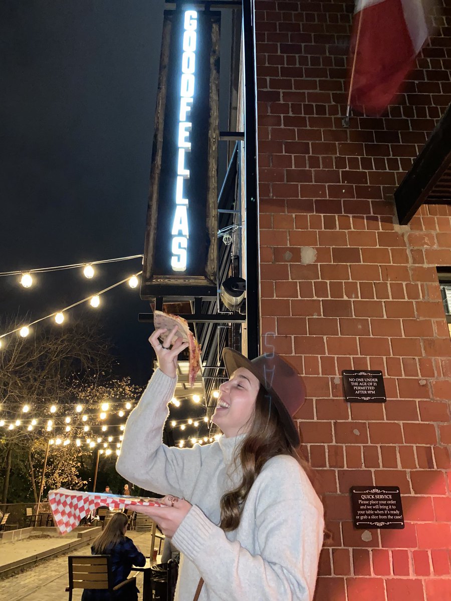 sydneymarie_25's tweet photo. . @stoolpresidente approved ✅ #sevenpointseven #Goodfellas https://t.co/bYS8pjdvRJ