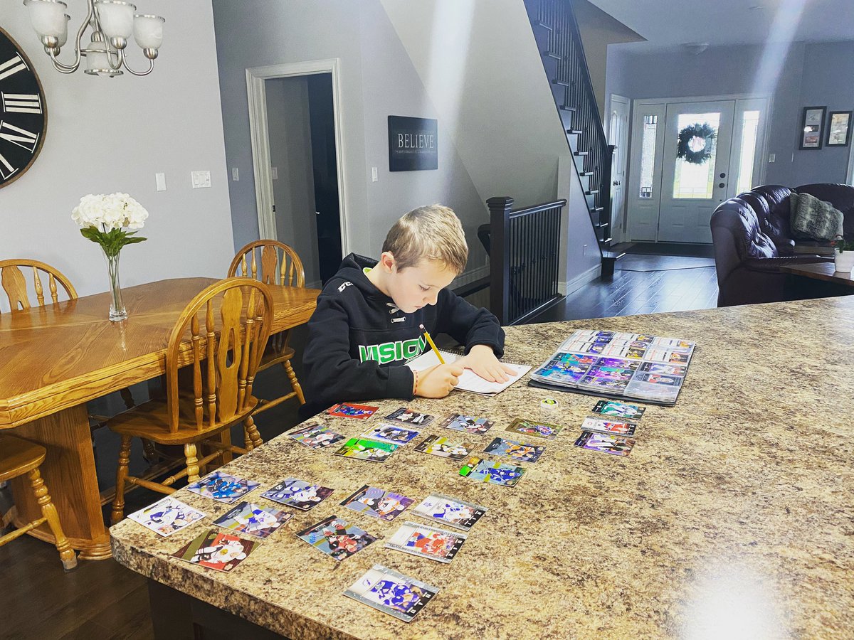 TanyaM_Crawford's tweet photo. Making his hockey team with his new Tim Hortons hockey cards ๐ #happyboy #raindayfun @TimHortons https://t.co/5g6eWV7Q9G