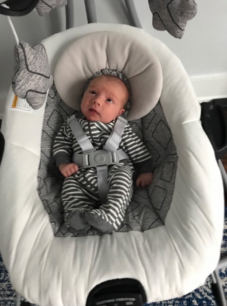 alyssacasee's tweet photo. 2 weeks vs 11 months https://t.co/o0nSp4GKJu