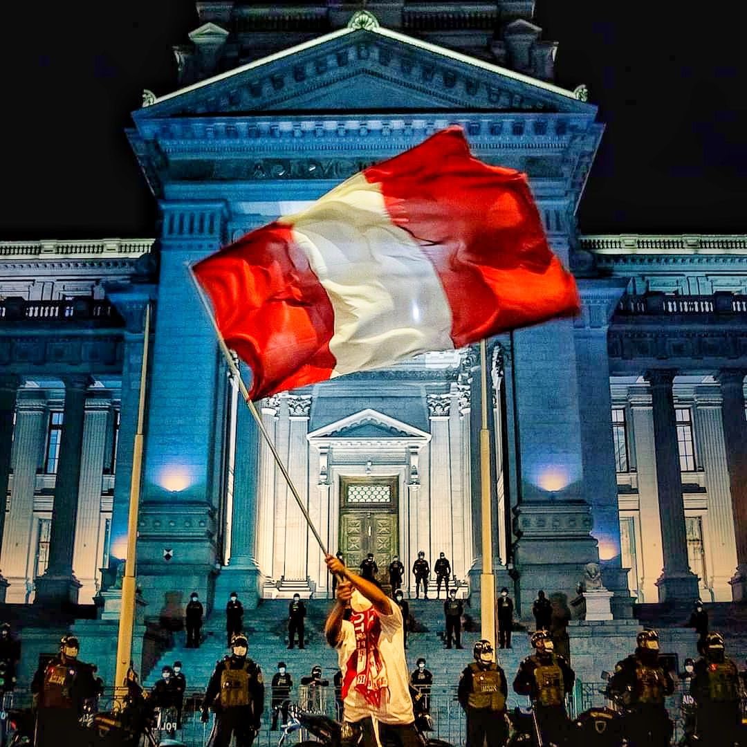 DiarioDeCurwen's tweet photo. Lloren, celebren, es su victoria. Que nadie se los arrebate. No fuimos noticia, pero seremos historia. https://t.co/wRHgkmh712