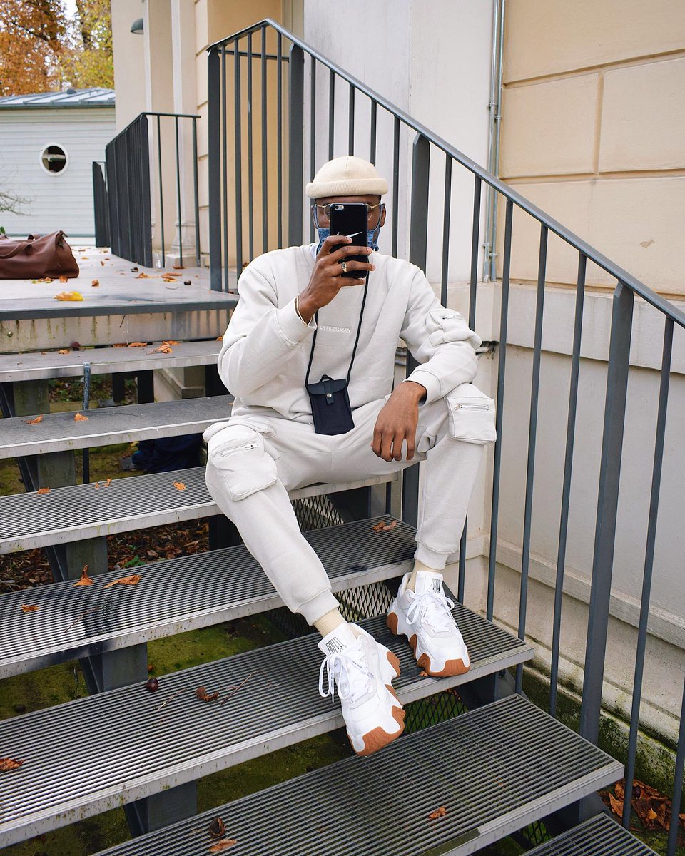 boohooMAN's tweet photo. 🔐 LOUNGEWEAR ON LOCK 🔐

Want to #WIN a new loungewear set of your choice?  👀

1. Follow Us 🤝
2. Like &amp; RT This Tweet 📲
3. Tweet #boohooMANlounge in the replies 

We'll be picking some winners this week. 🔥

Check out our loungewear 👉 https://t.co/5uZTrvFGxn https://t.co/yqsOs5kPT7