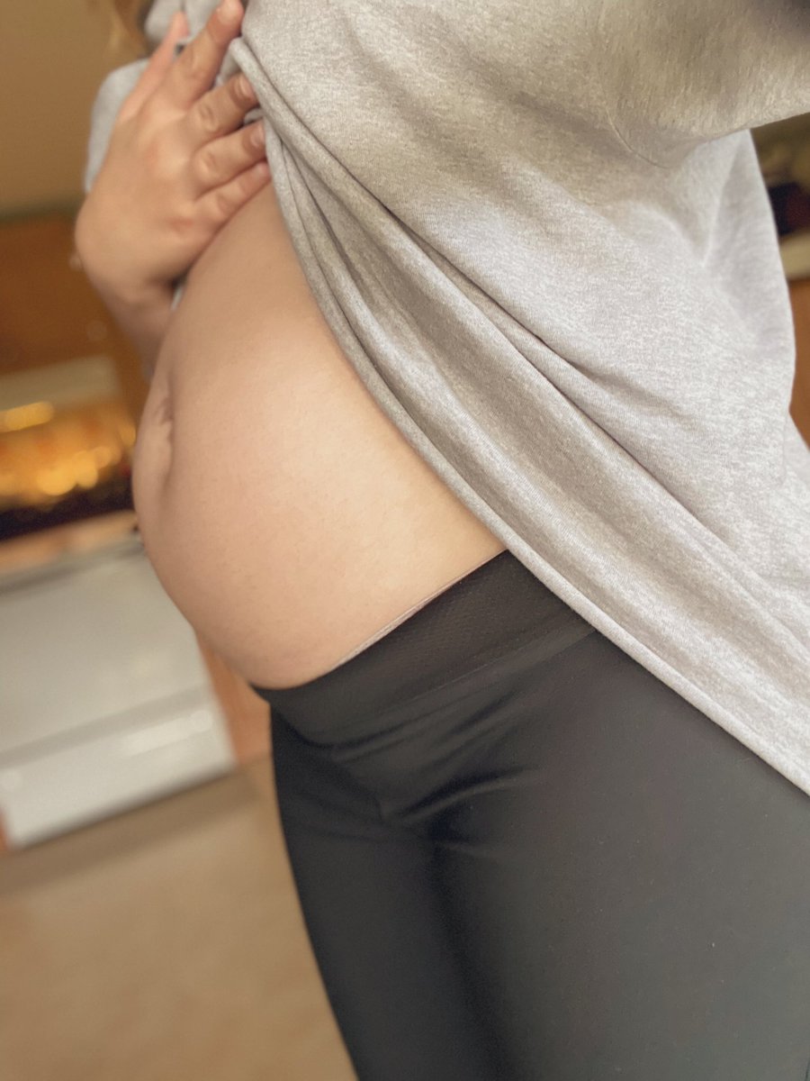 miaontwit's tweet photo. 14 weeks 😍 
Hello second tri 😌
Can you tell Adalyn is excited? https://t.co/pksoX6N7OX