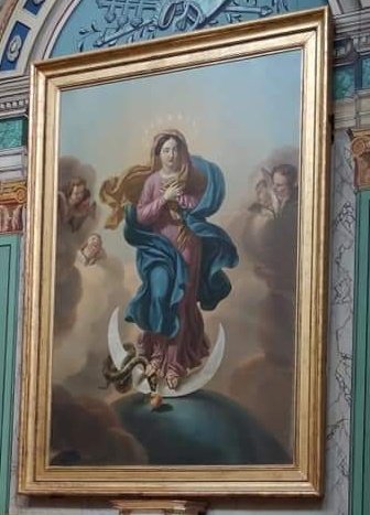 La reconnaissance de la Vierge Marie :Cette description s'applique à la femme idéale, Marie. La maternité douloureuse semble bien suggérer les souffrances de Marie au Calvaire (Jean 19 ; 25). #Vierge  #Marie  #messe  #liturgie