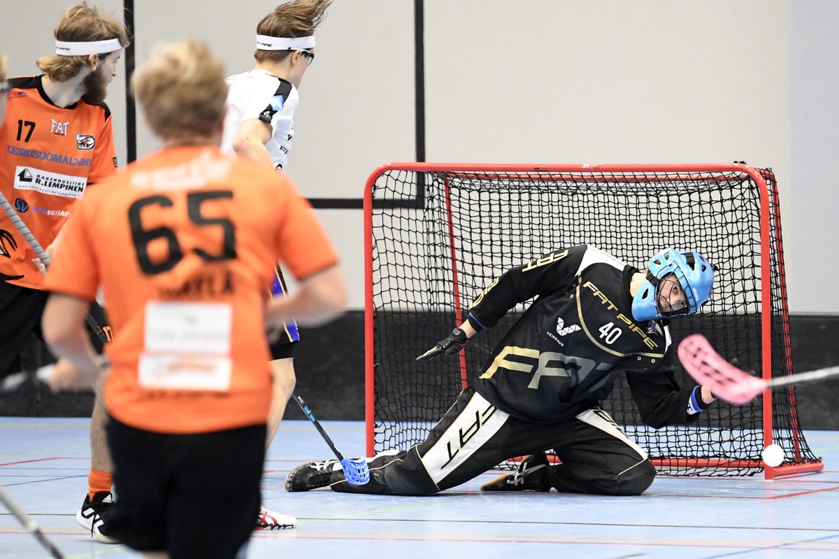EsaJokinen's tweet photo. @O2JKL - @EV_Akatemia -kuvia: https://t.co/F6D0d0vSbv @f_liiga @Salibandyfi @paakallofi #salibandy #floorball https://t.co/olMXt0rew7