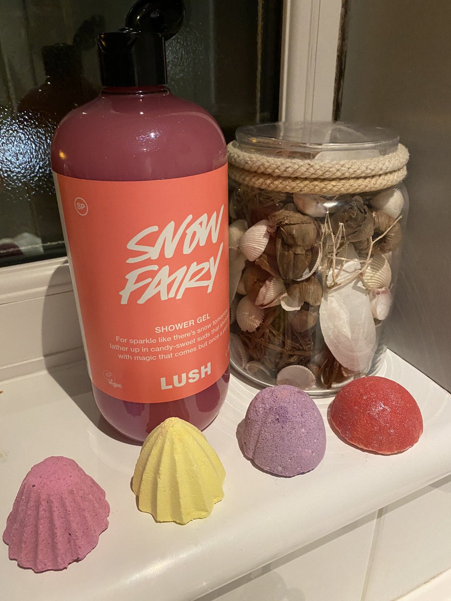 YorkshireTeach's tweet image. Just LOOK at these bad boys! They’ll be joining me in my showers for the next few months. @LushLtd #snowfairy #showerbombs