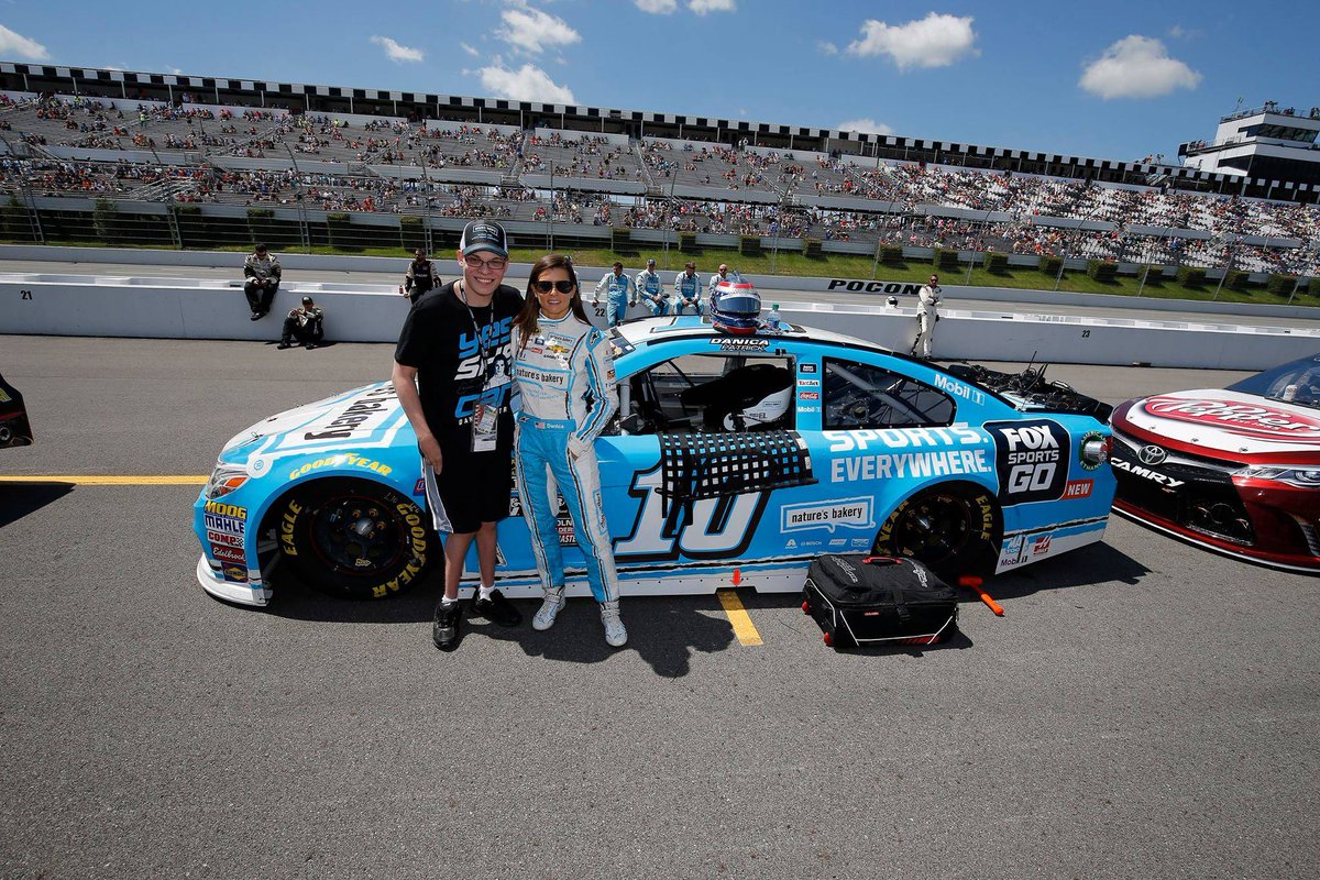 JakeValasek's tweet photo. I had a great time with @DanicaPatrick and her team years back. I would love to return the favor and have her to one of my races! We could hopefully inspire so many more people

So this is where I need your help. I need you to RT the heck out of this post. Tag her, etc. Thanks https://t.co/9ygG0zJtYa